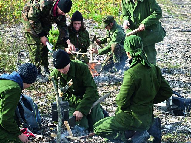 27. Matkamäng 2010 Pullapääl. Oru ja Kullamaa noorkotkad lõkkepunktis