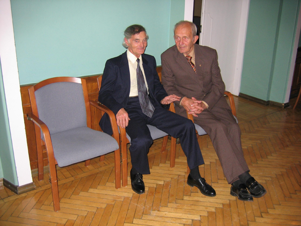 _115_ Hugo T_rno _amp_ Endel Abel 20_10_2006