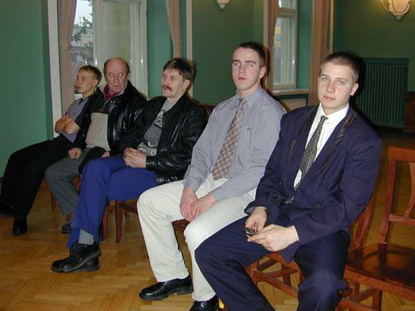 agu 36_varia